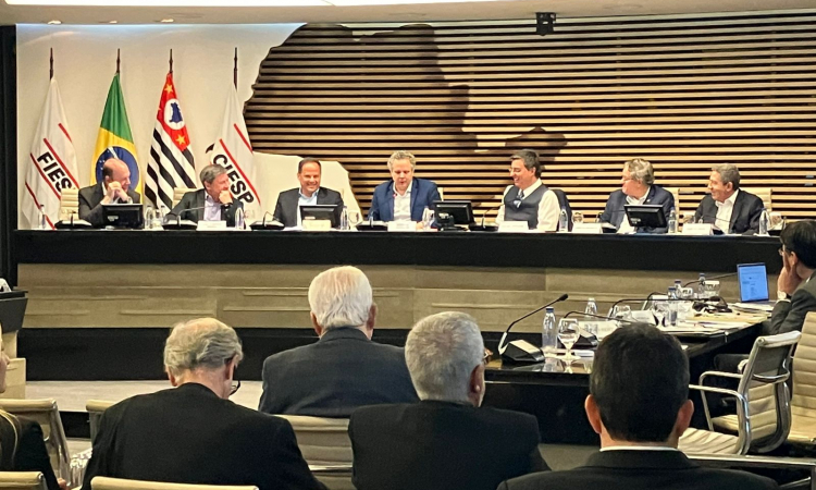 Ipem-SP participa de reunião da diretoria do Ciesp, apresenta ações voltadas à indústria e destaca avanços institucionais